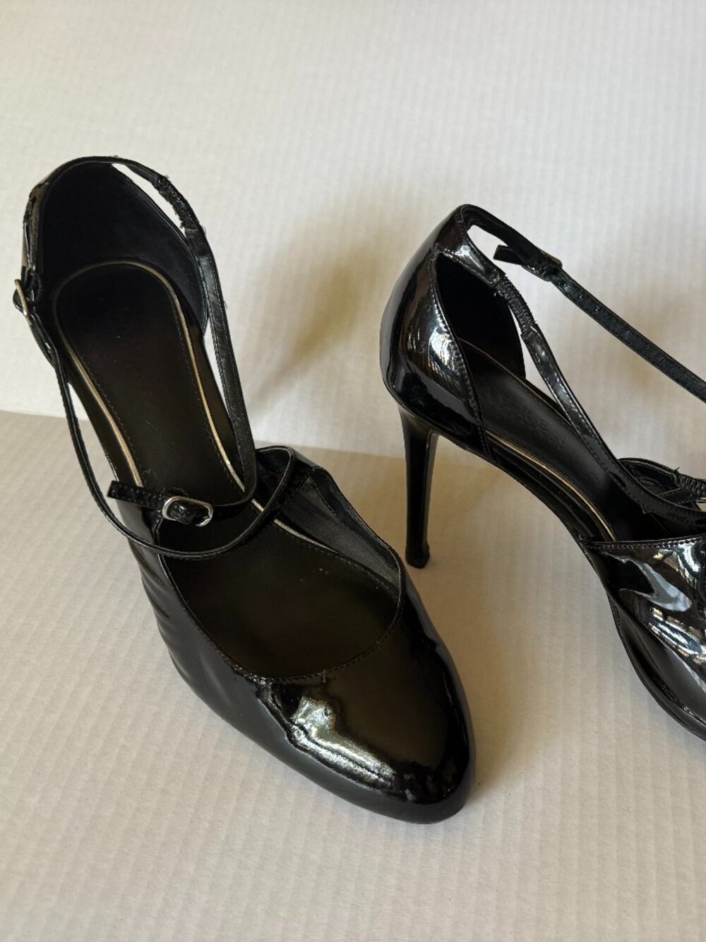 Ralph Lauren Mary Jane Heels - Size 9.5